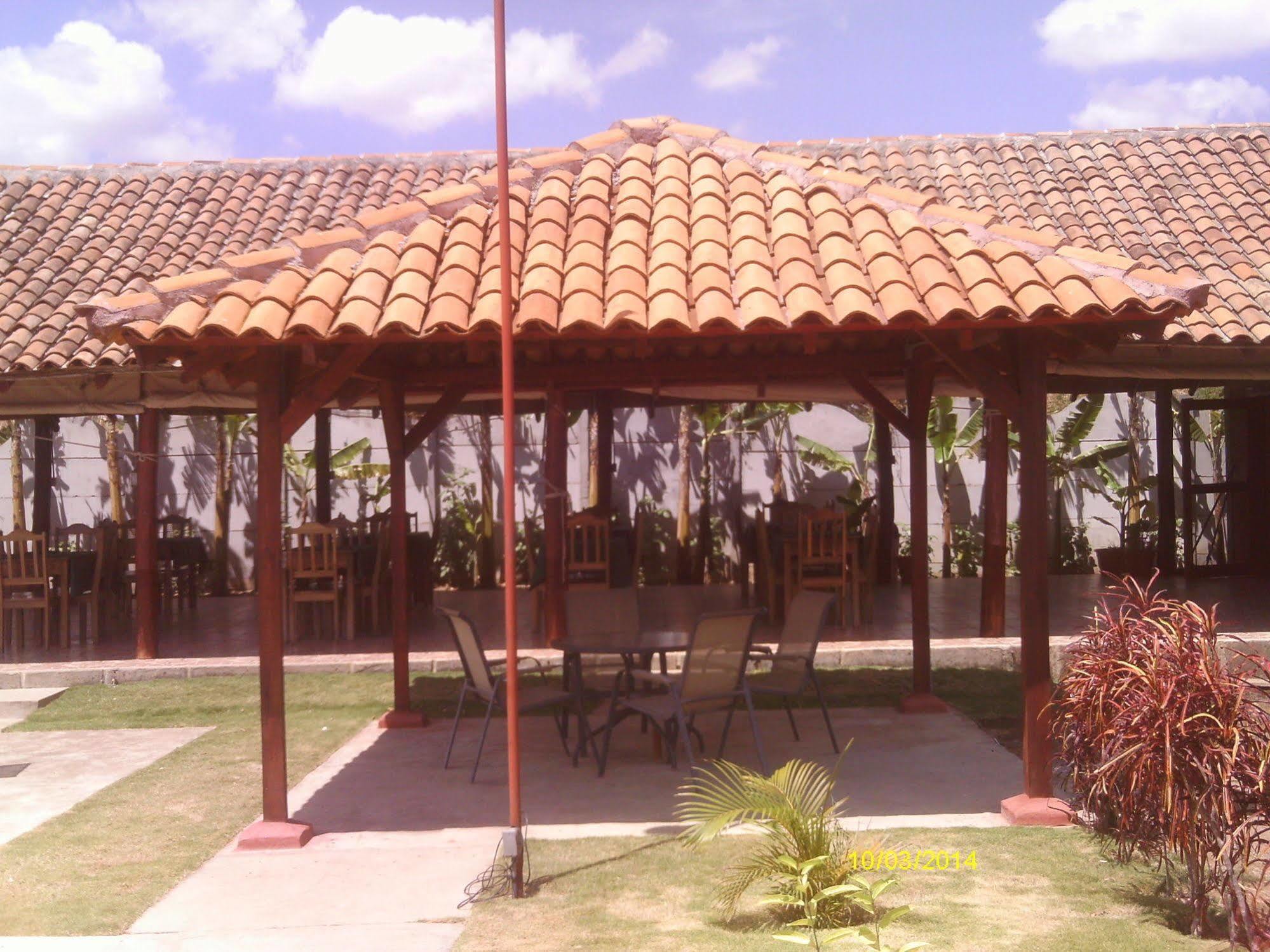 Hotel Brial Plaza Managua Exterior photo