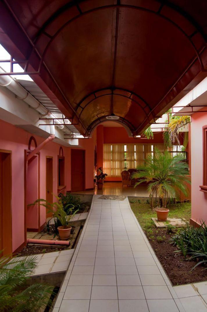 Hotel Brial Plaza Managua Exterior photo